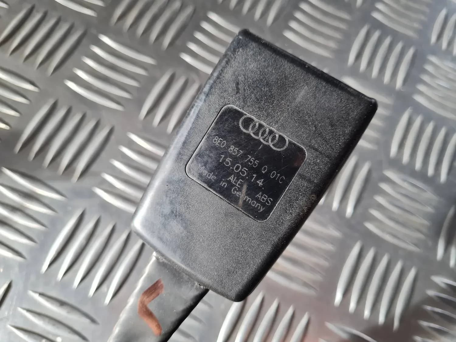 Spänne för säkerhetsbälte fram AUDI A6 2008 - foto 4