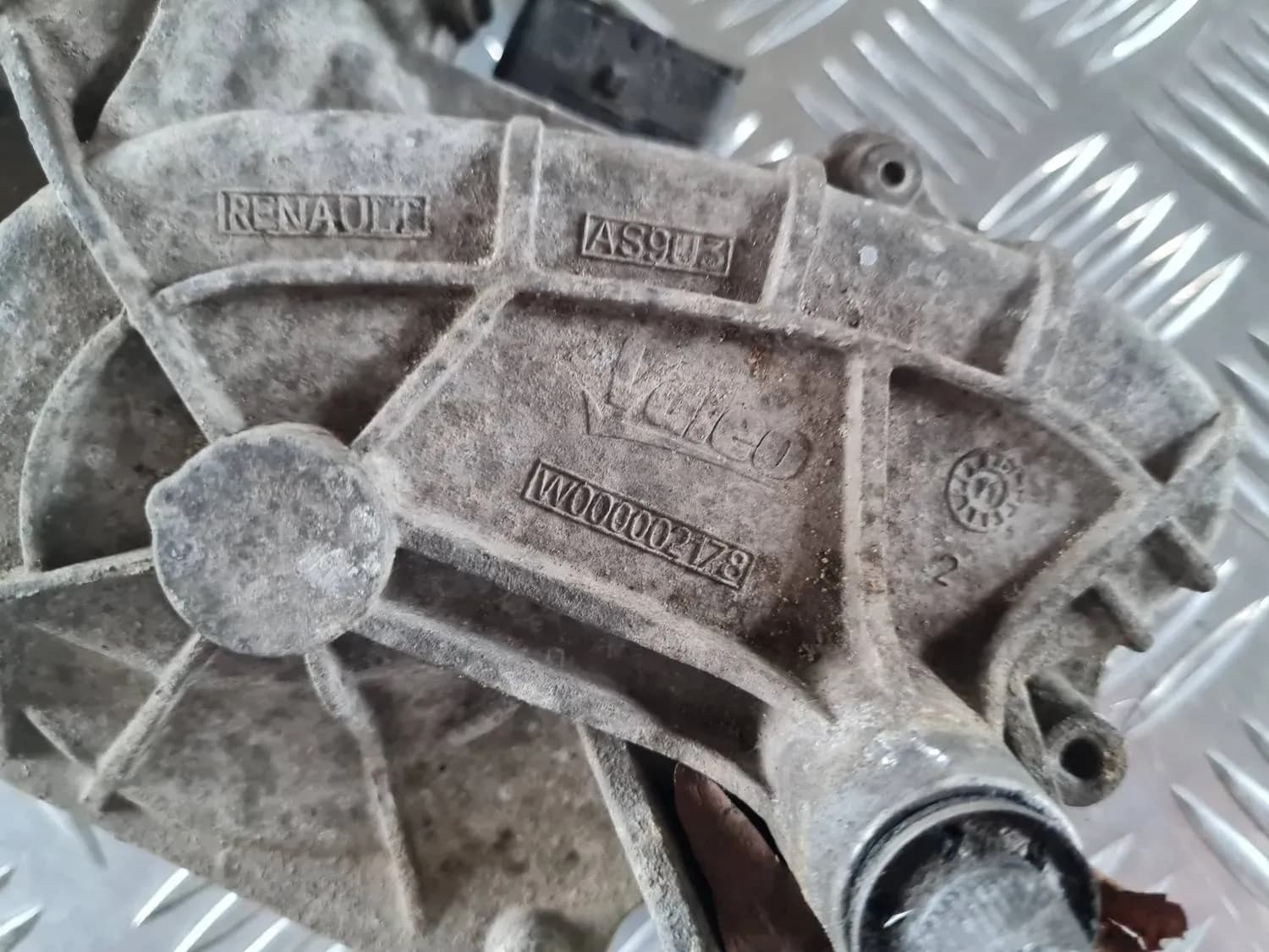 Vindrutetorkarmotor, höger RENAULT SCENIC III 2011 - foto 2