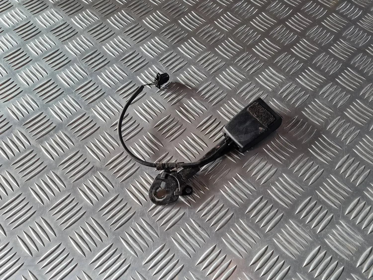 Spänne för säkerhetsbälte fram AUDI A6 2008 - foto 1