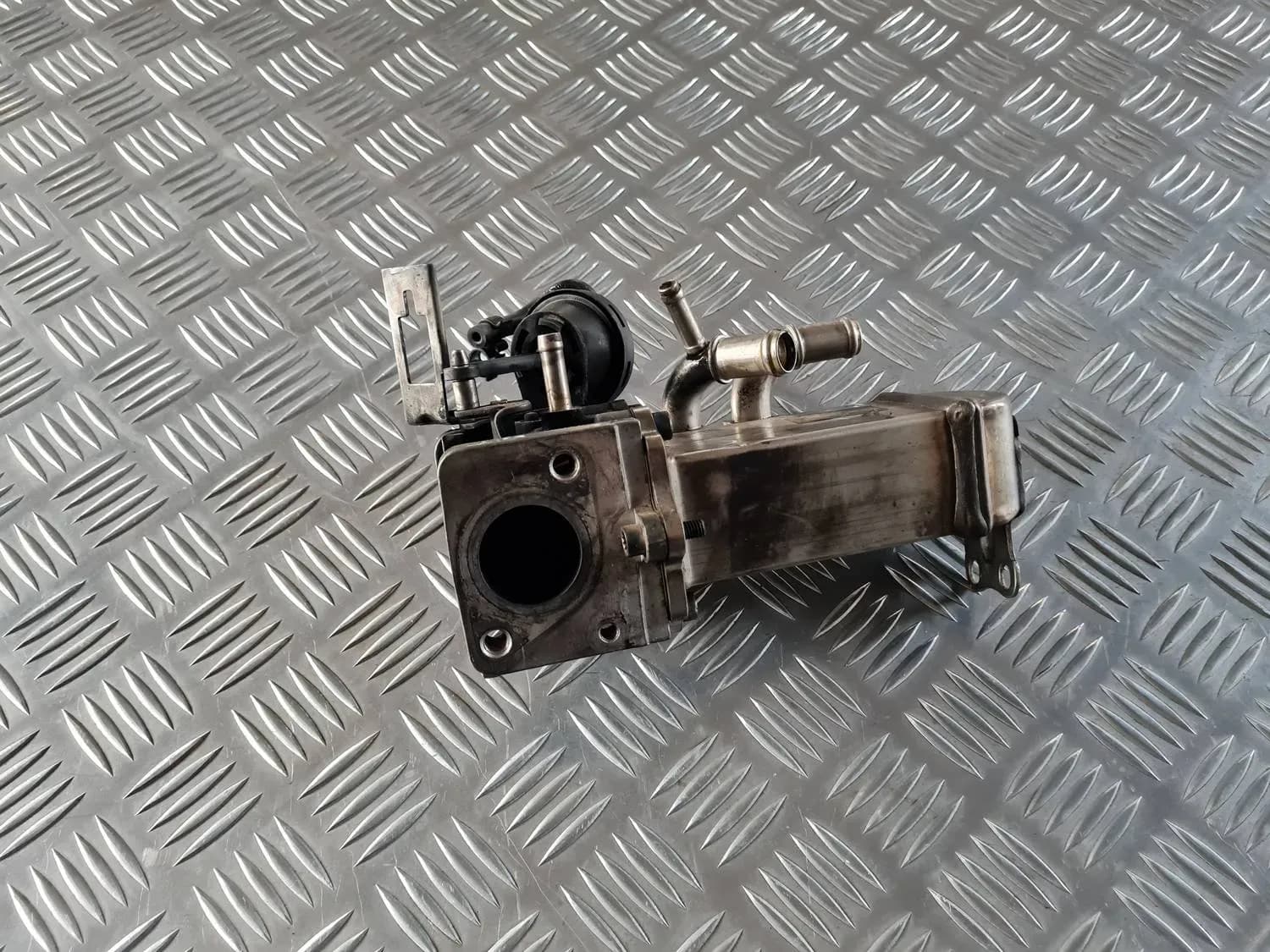 Kylare för EGR-ventil AUDI A6 2008 - foto 3