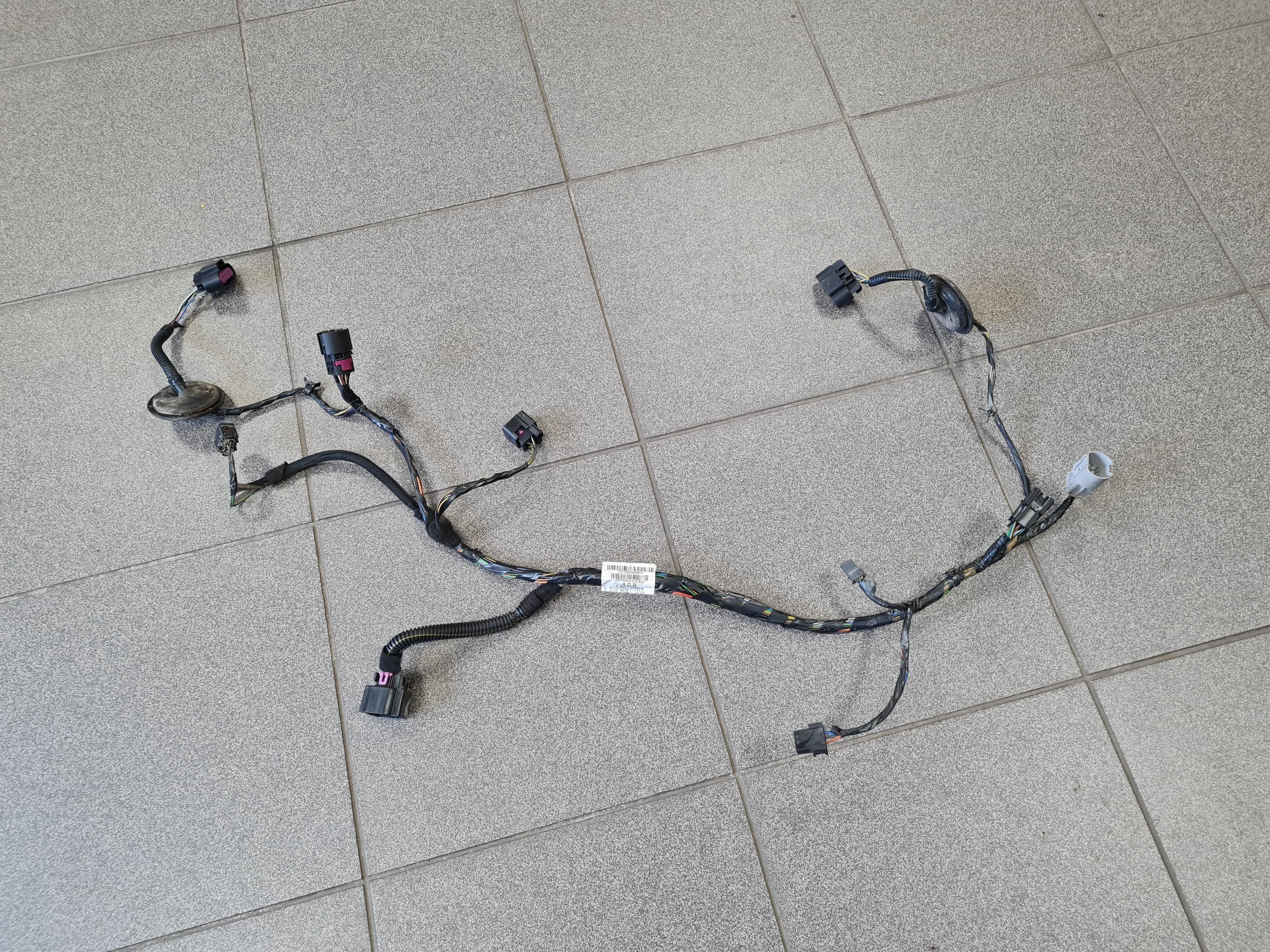 Ledningar till bagageluckan OPEL INSIGNIA SPORTS TOURER 2010 (C) - foto 4