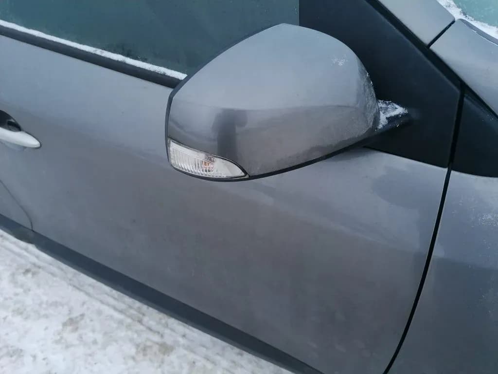Bild av demonterad bil 2