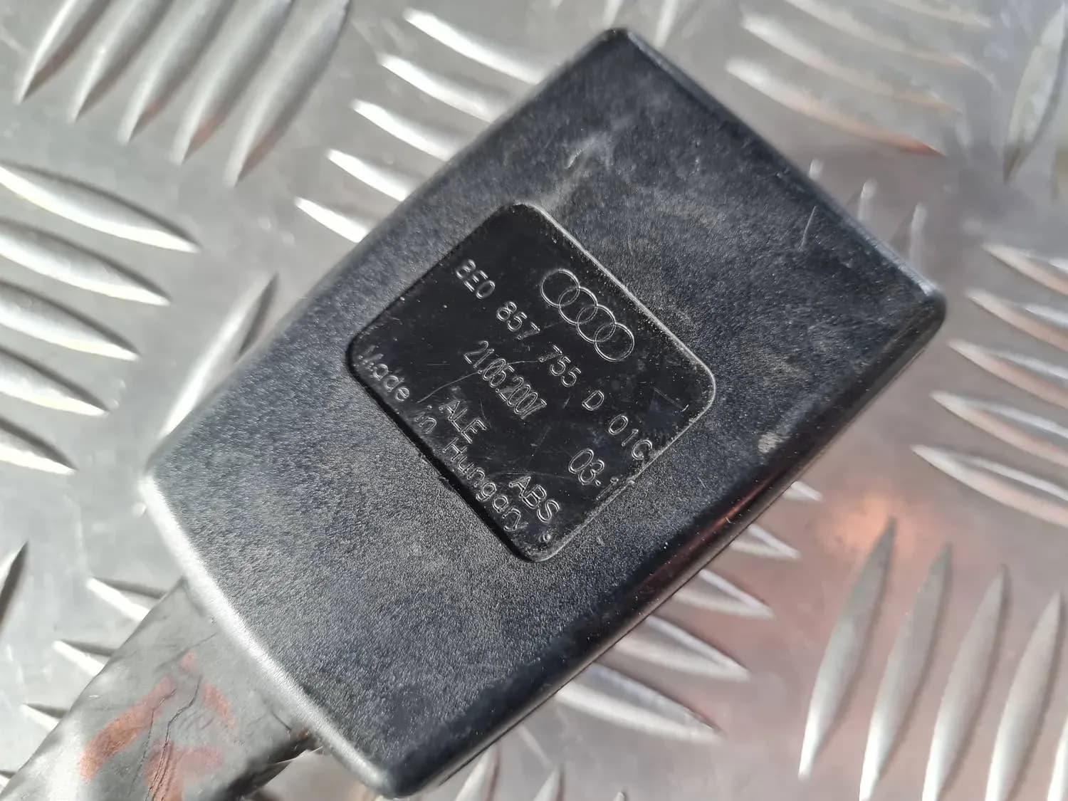 Spänne för säkerhetsbälte fram AUDI A6 2008 - foto 4