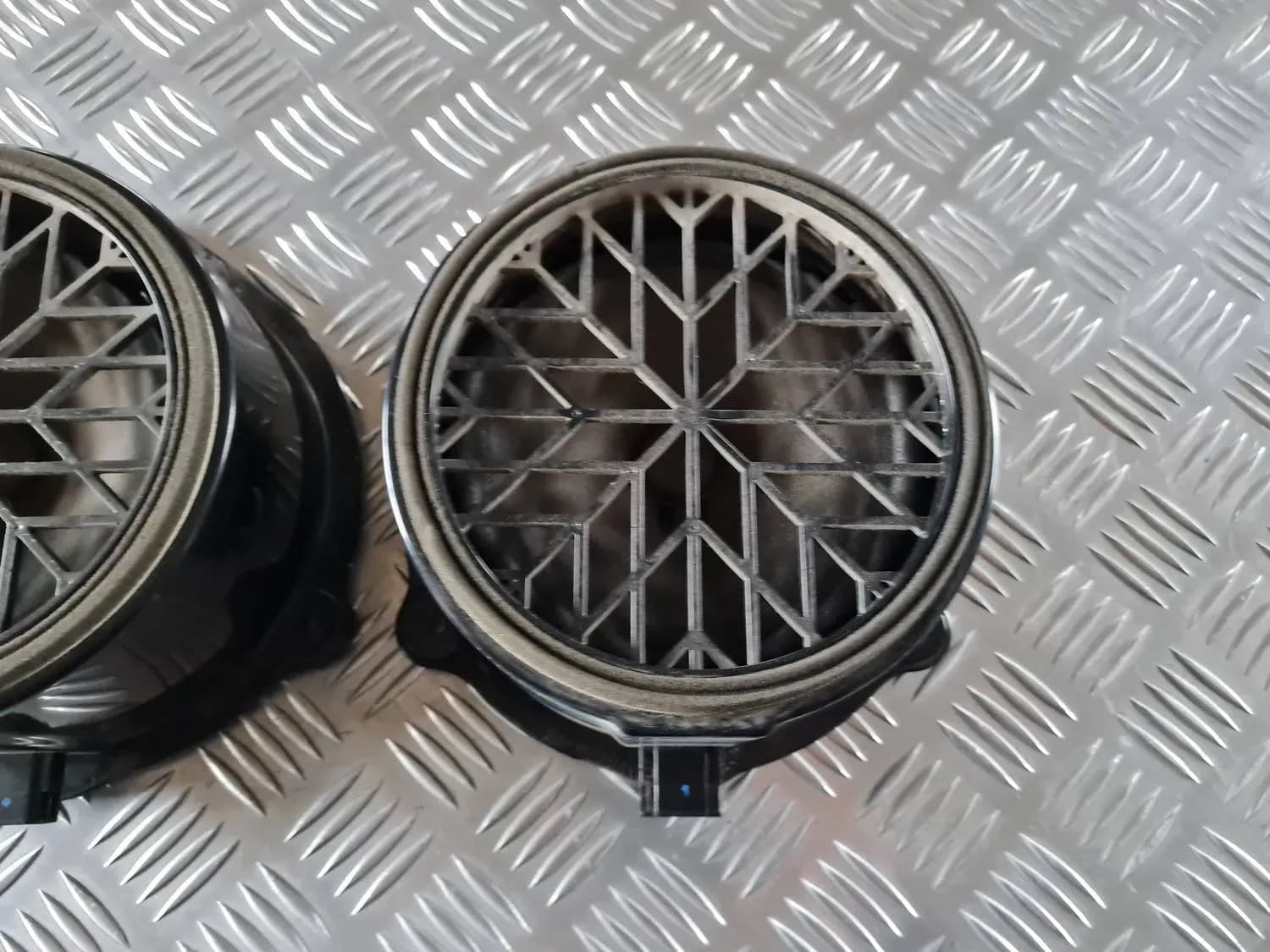 Dörrhögtalare, botten AUDI A6 2008 - foto 2