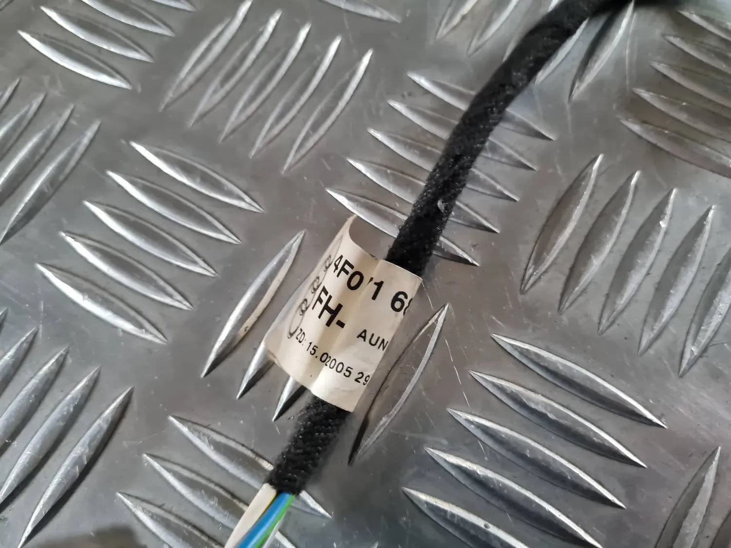 Kabel till motor för elfönster AUDI A6 2008 - foto 2