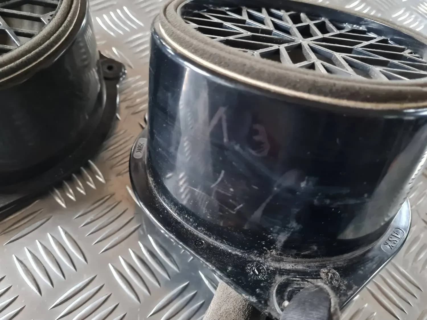 Dörrhögtalare, botten AUDI A6 2008 - foto 5