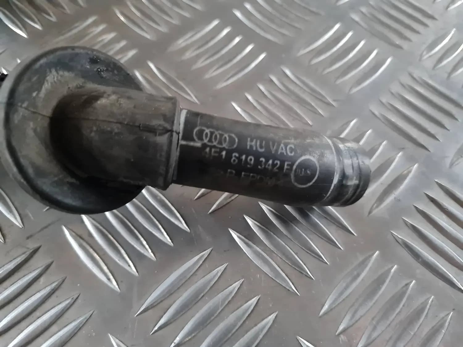Uppvärmning av radiatorrör AUDI A6 2008 - foto 3