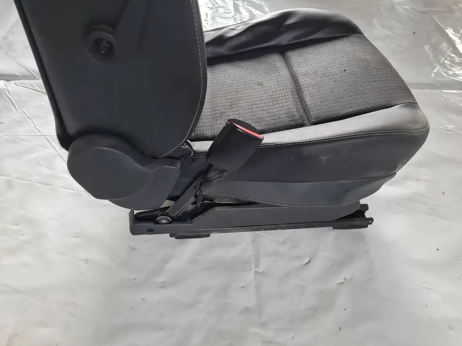 Vänster framsäte RENAULT SCENIC III 2011 - foto 4