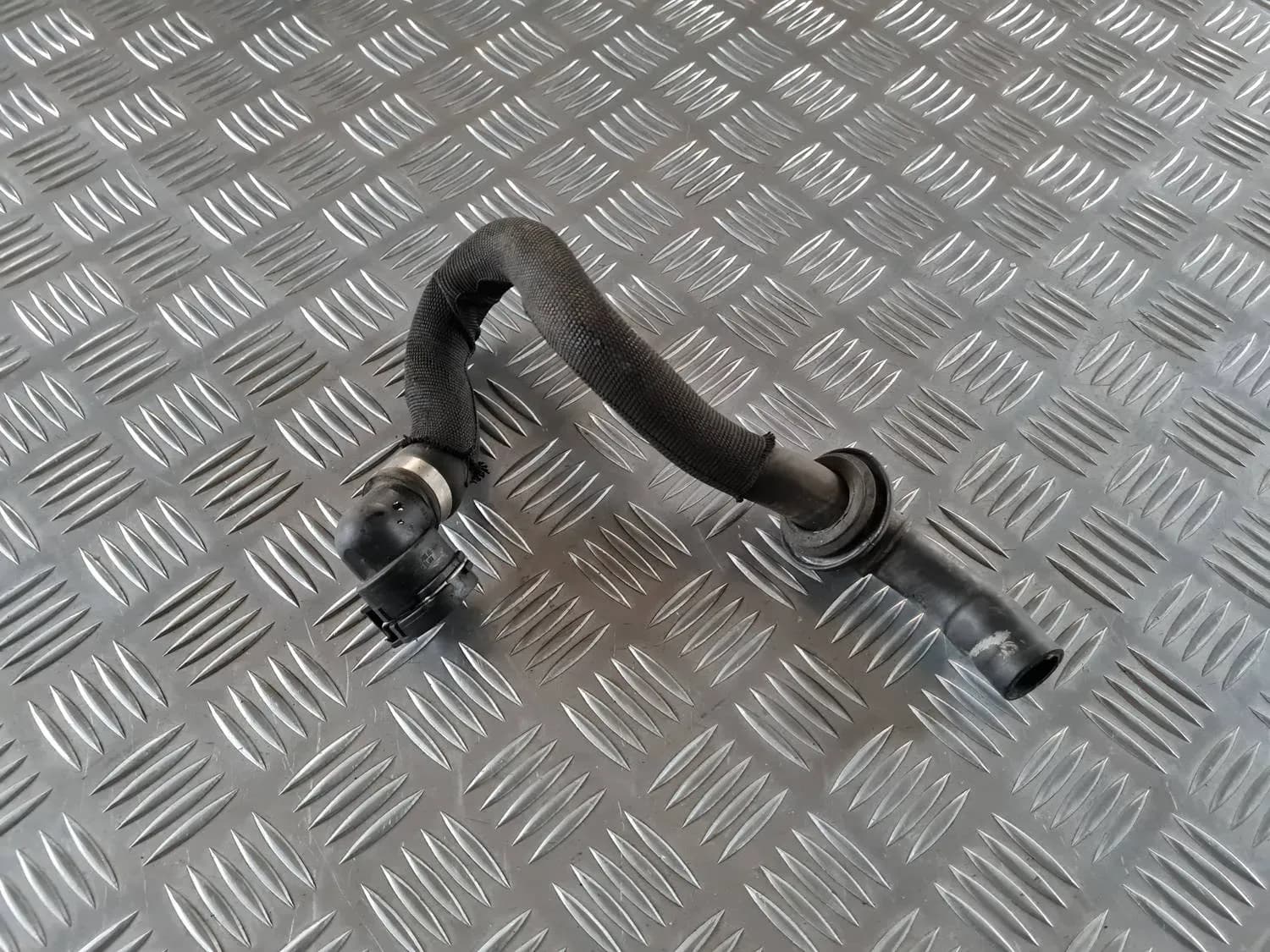 Uppvärmning av radiatorrör AUDI A6 2008 - foto 1