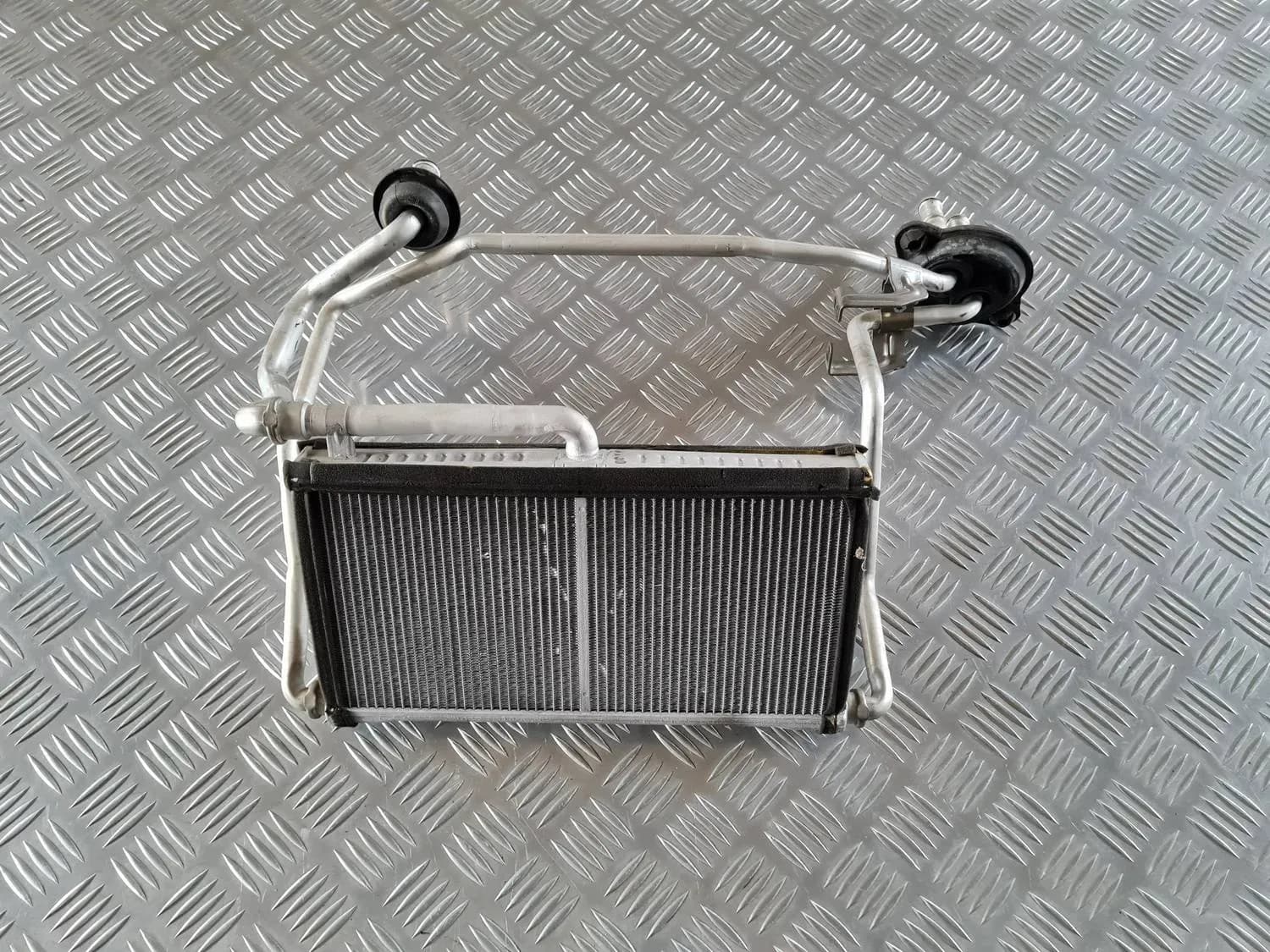 Radiator för värmesystem AUDI A6 2008 - foto 5