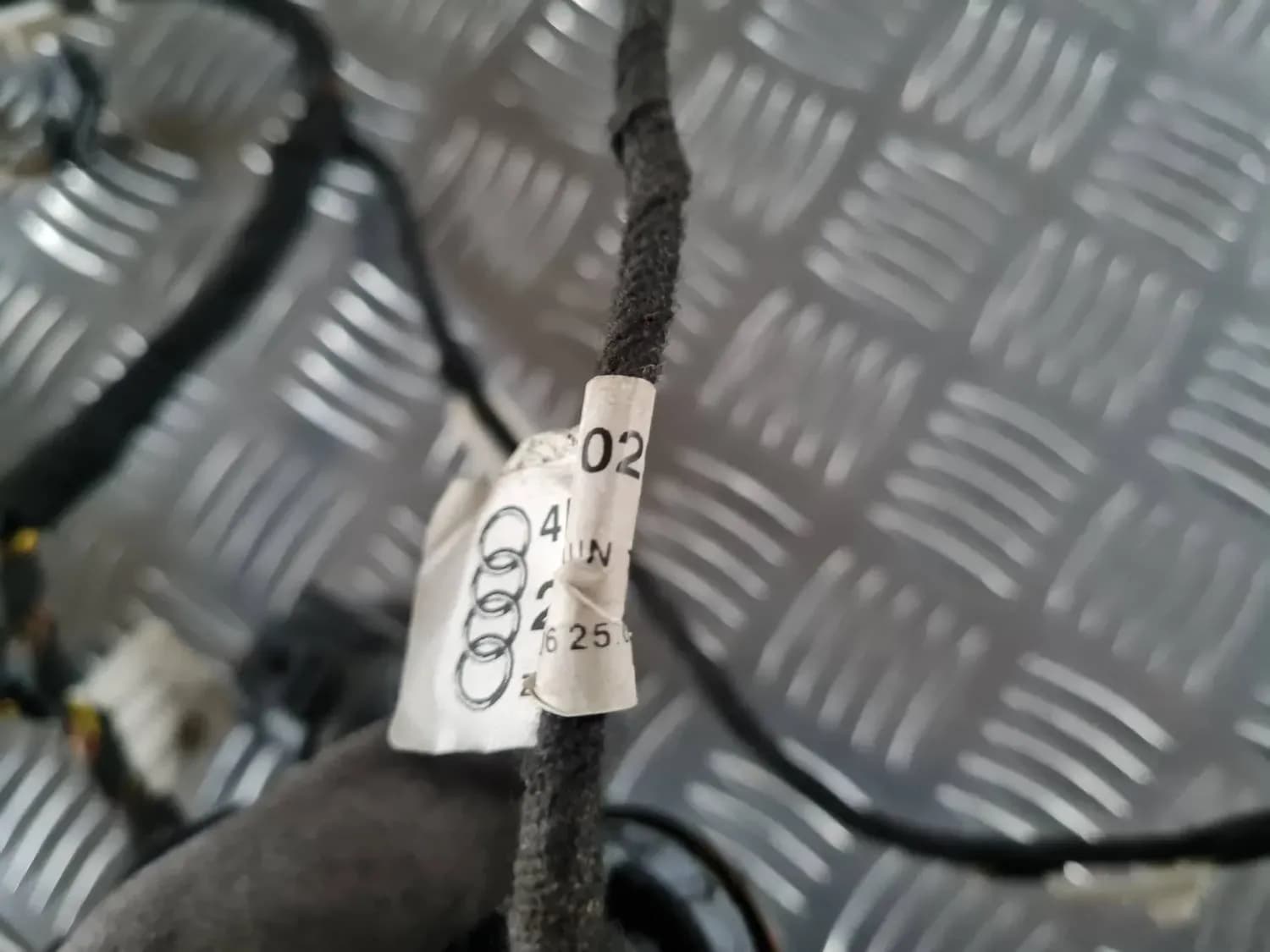Dörrvajrar AUDI A6 2008 - foto 4