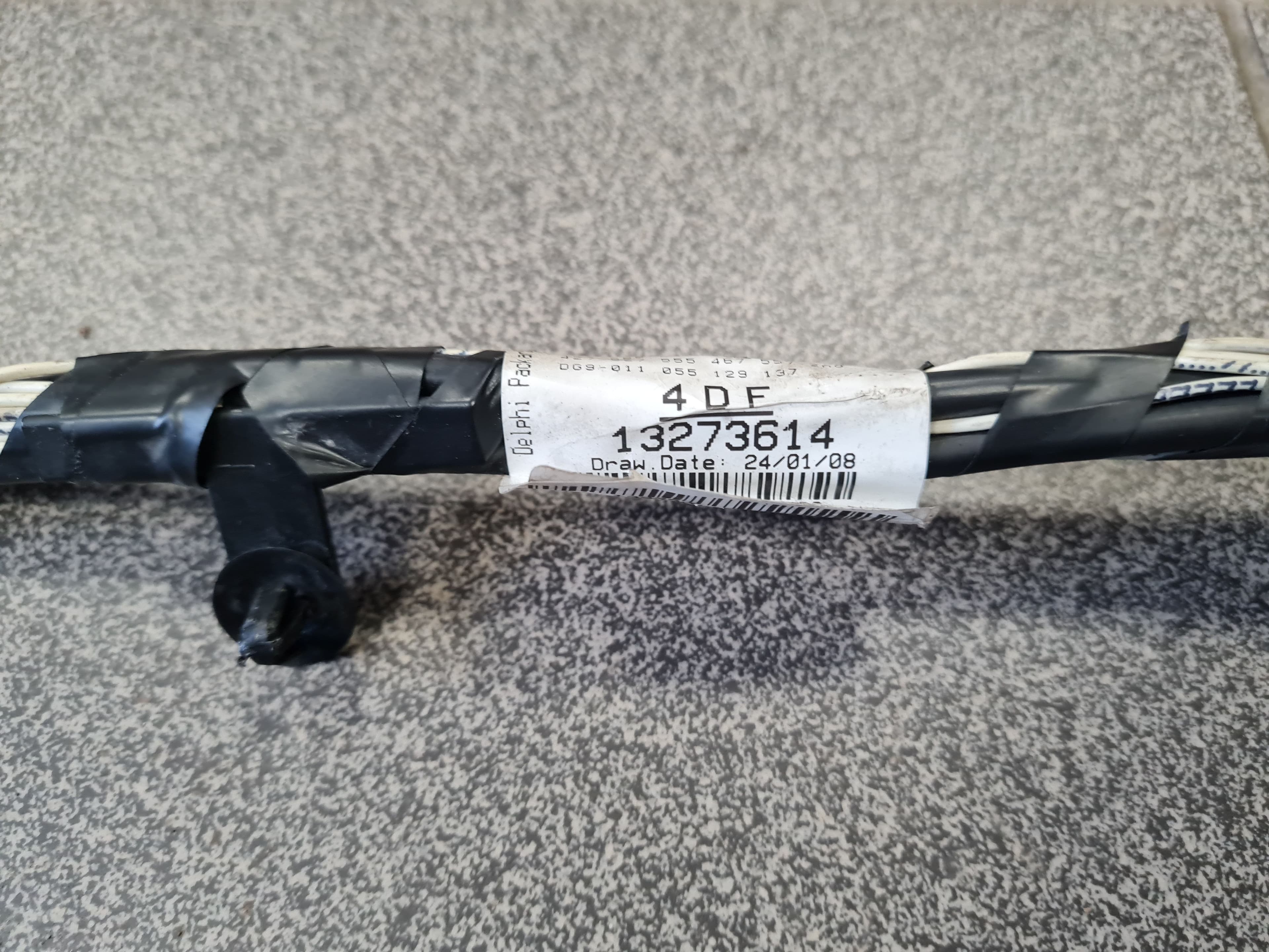 Ledningar till bagageluckan OPEL INSIGNIA SPORTS TOURER 2010 (C) - foto 4
