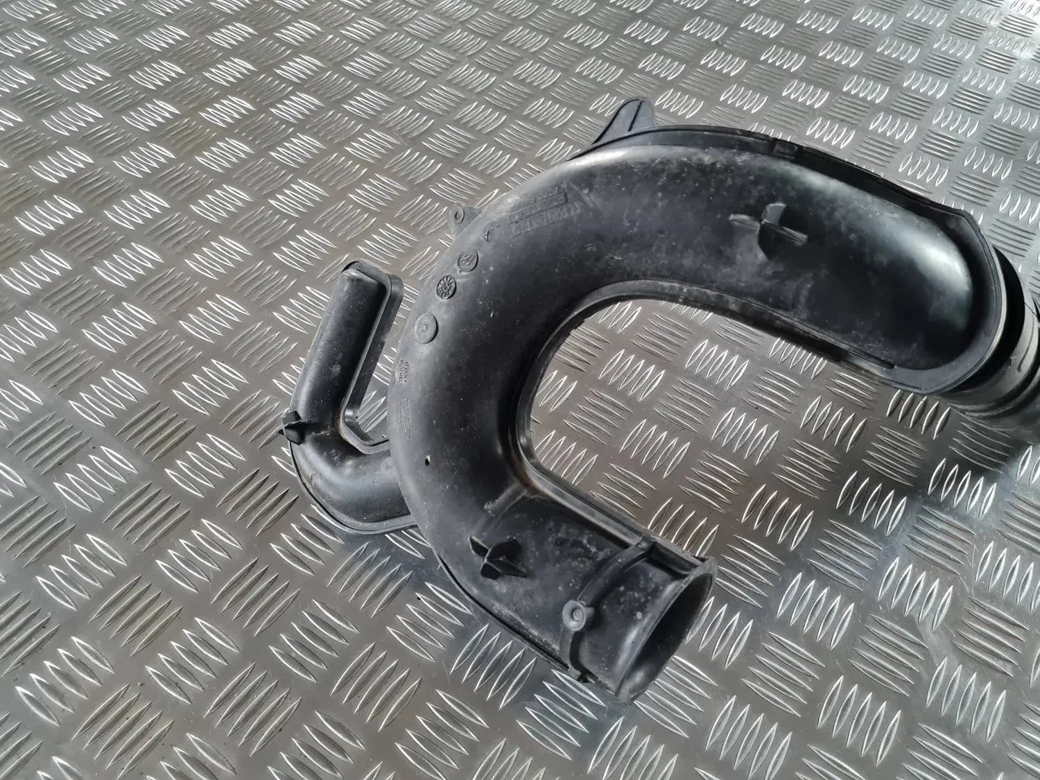 Luftintagsrör RENAULT SCENIC III 2011 - foto 2