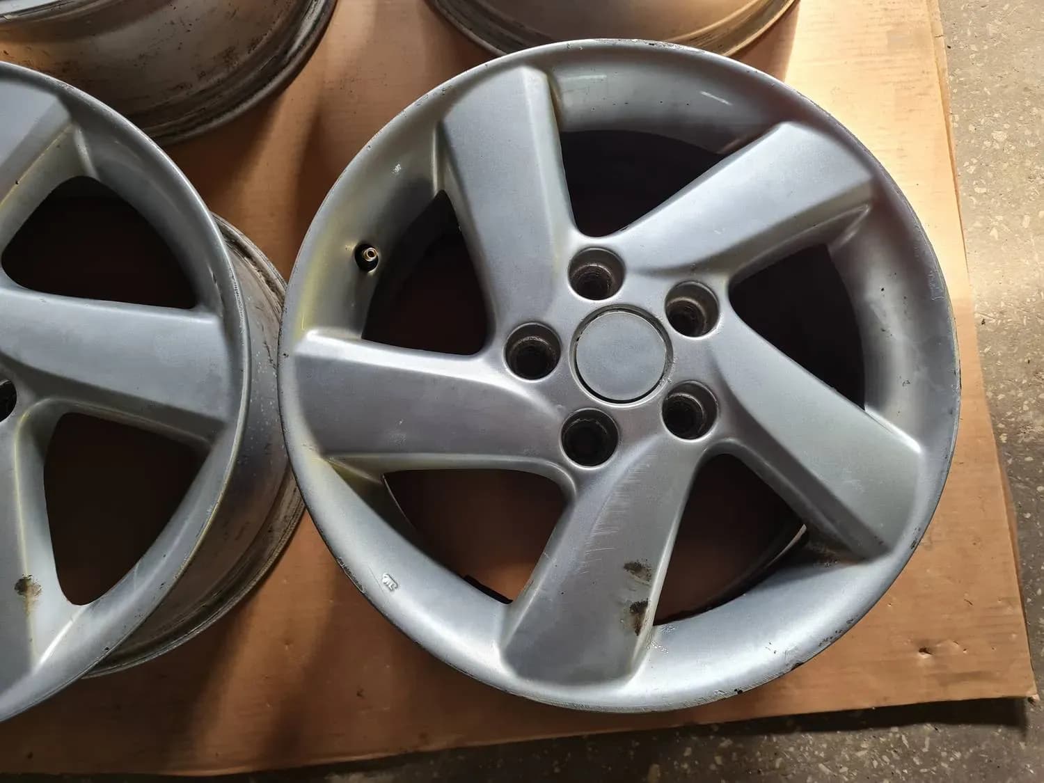 Lättmetallfälgar (set) RENAULT SCENIC III 2011 - foto 2