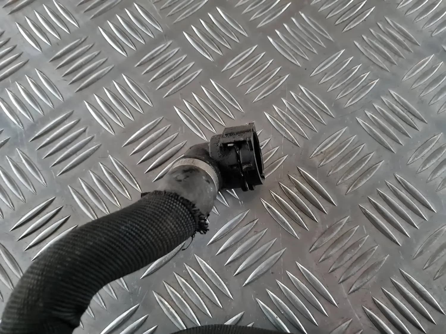 Uppvärmning av radiatorrör AUDI A6 2008 - foto 4