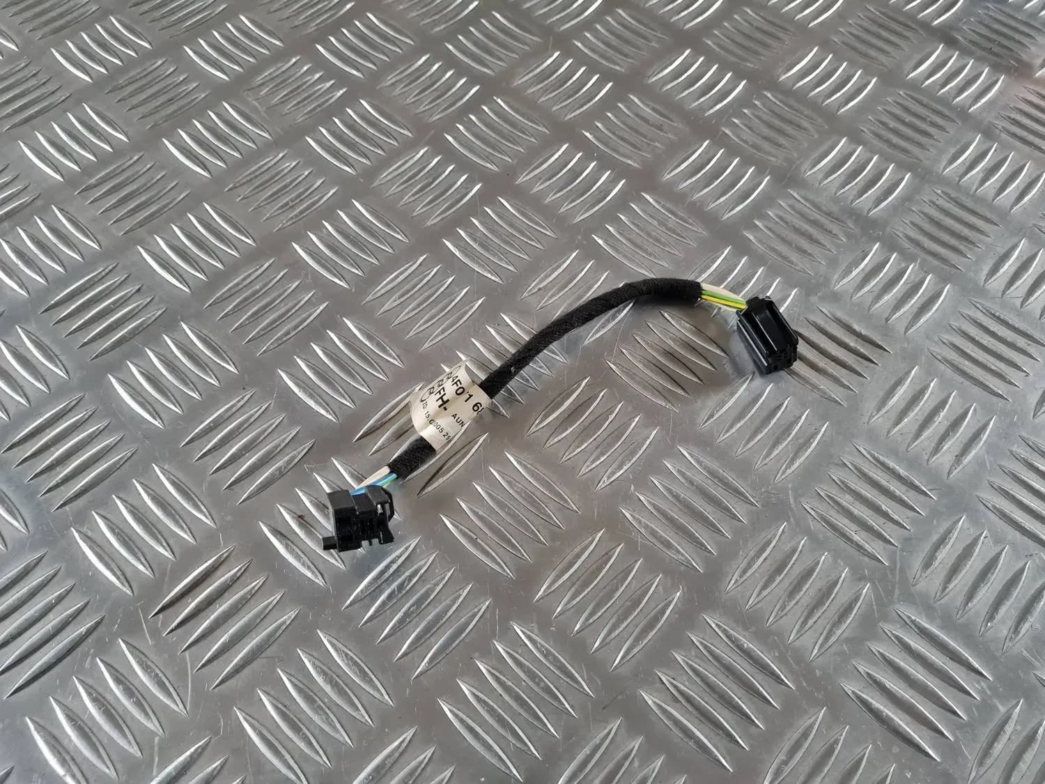 Kabel till motor för elfönster AUDI A6 2008 - foto 1
