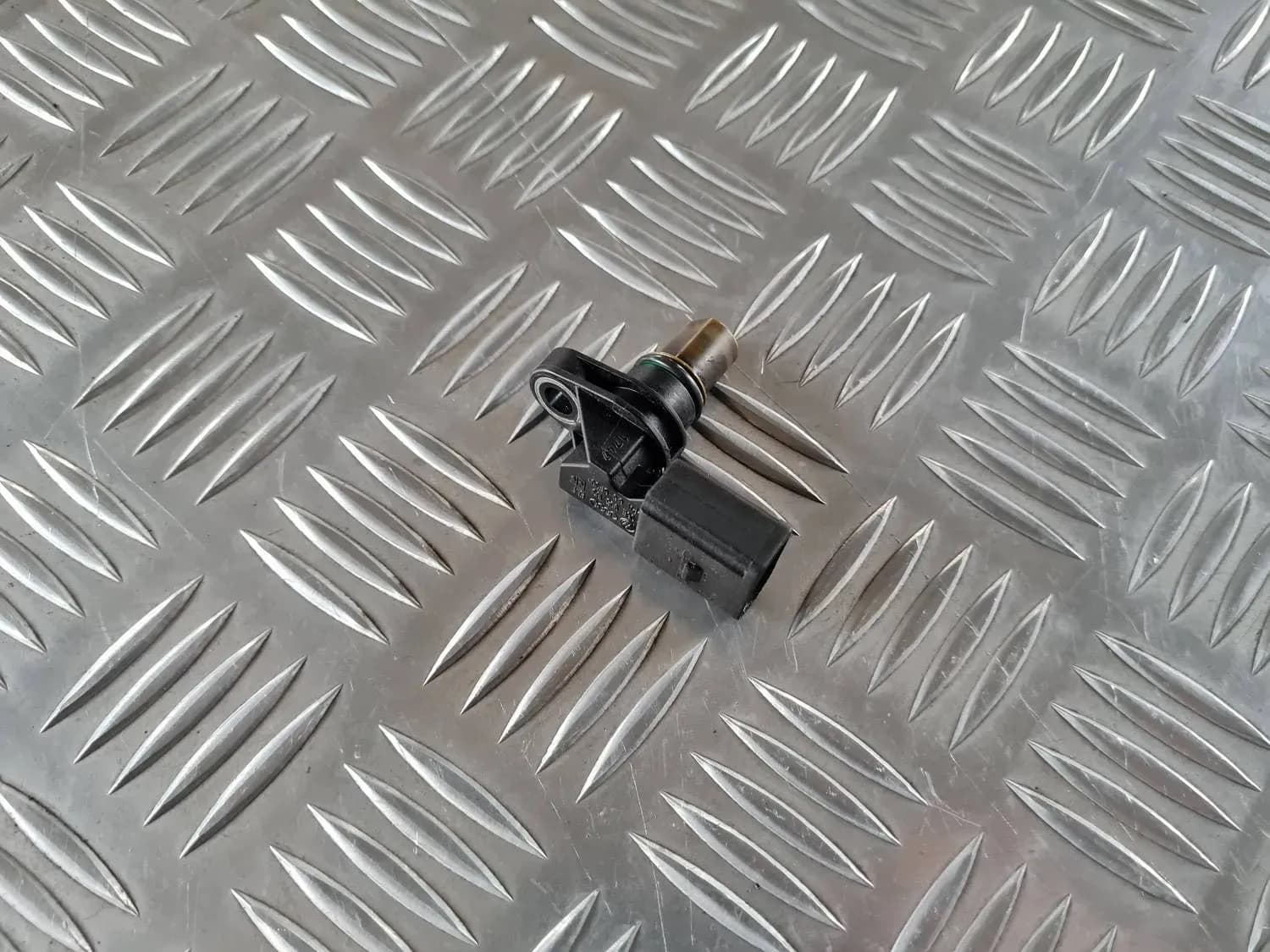 Sensor för kamaxel AUDI A6 2008 - foto 1