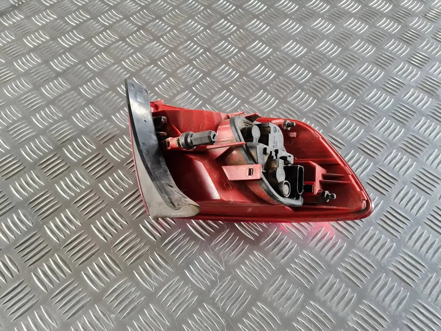 Bakre höger lampa AUDI A6 2008 - foto 4