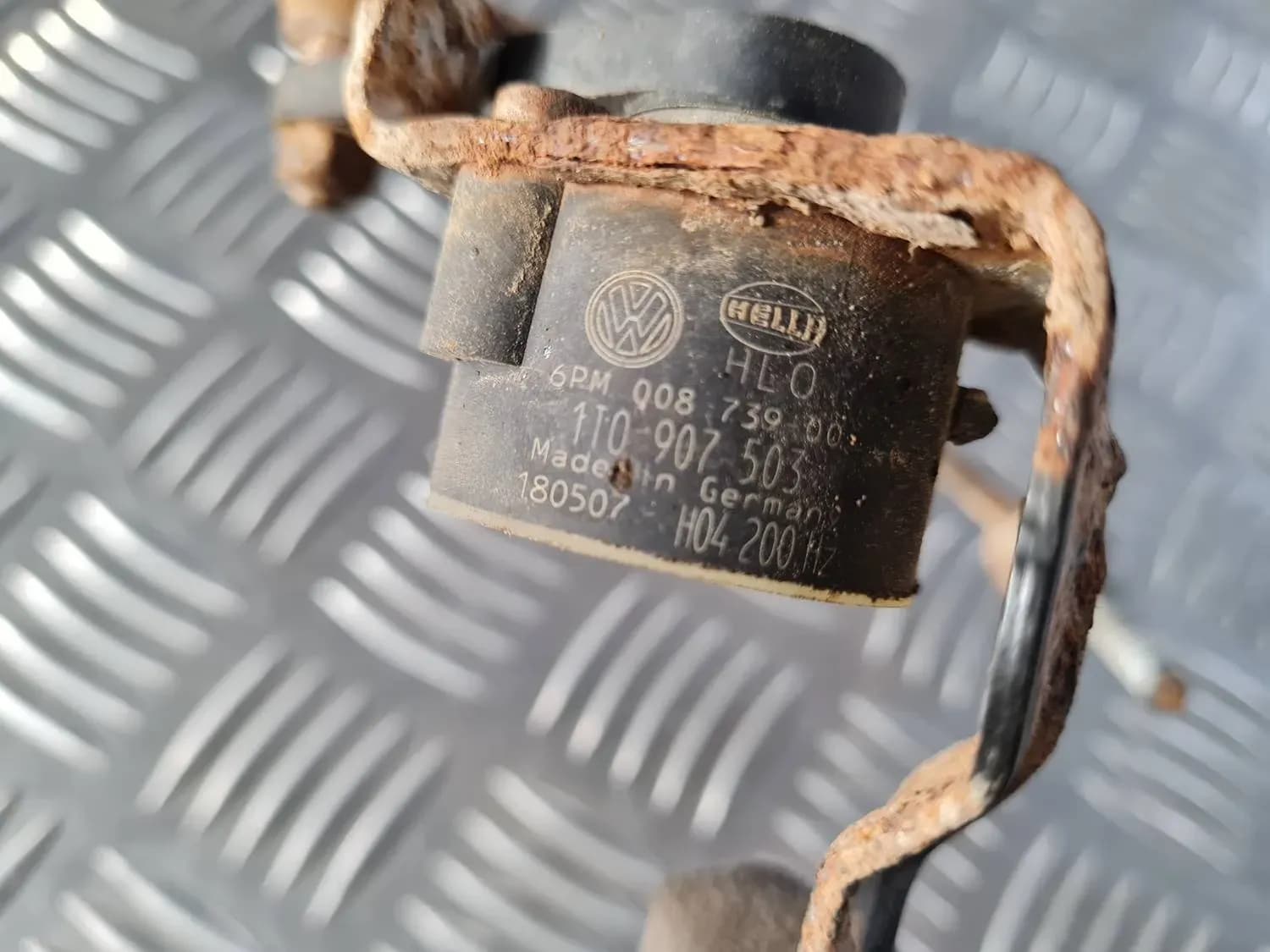 Sensor för korrigering av strålkastarvinkeln, fram AUDI A6 2008 - foto 2