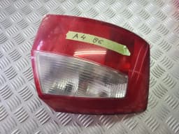 Bakre vänster lampa AUDI A4 2003