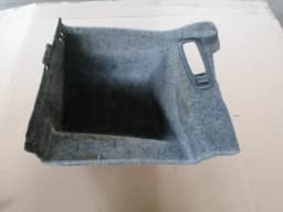 Bagageutrymmets sidoklädsel VOLVO S60 2004