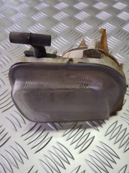 Dimljus fram höger VOLVO V70 1997