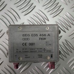 Antenas vadības bloks priekš AUDI A4 AVANT 2004