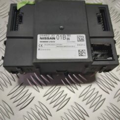 Komforta vadības bloks priekš NISSAN X-TRAIL 2007