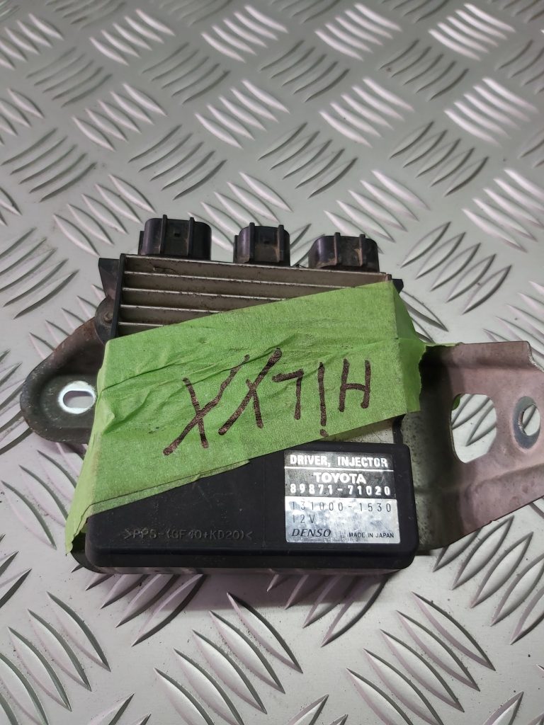 Degvielas smidzinātāju vadības bloks priekš TOYOTA HILUX 2009