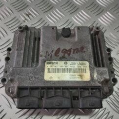 Dzinēja vadības bloks priekš RENAULT MEGANE 2004