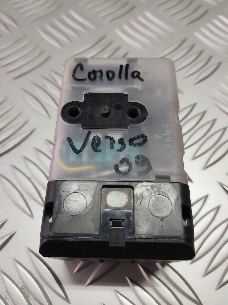 Aizdedzes slēdzene priekš TOYOTA COROLLA VERSO 2009