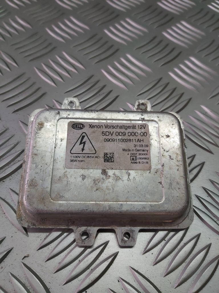 Ksenona vadības bloks priekš BMW 525 E60 2006 BLACK 1 Ksenona vadības bloks priekš BMW 525 E60 2006 BLACK