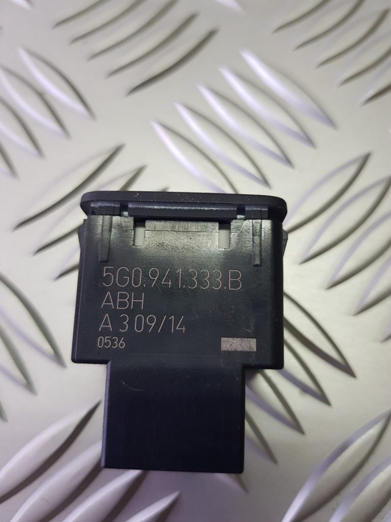 Lukturu augstuma regulēšanas poga priekš VW GOLF 2014 2 Lukturu augstuma regulēšanas poga priekš VW GOLF 2014