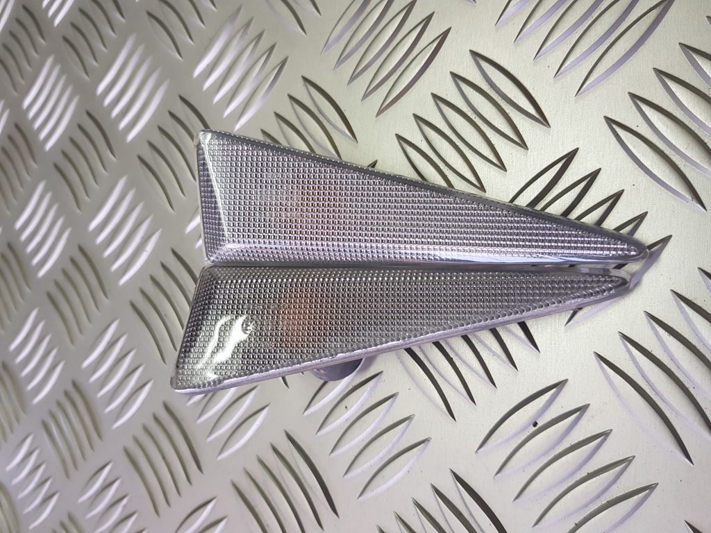 Pagrieziena signala lukturis priekš RENAULT ESPACE IV 2006 1 Pagrieziena signala lukturis priekš RENAULT ESPACE IV 2006