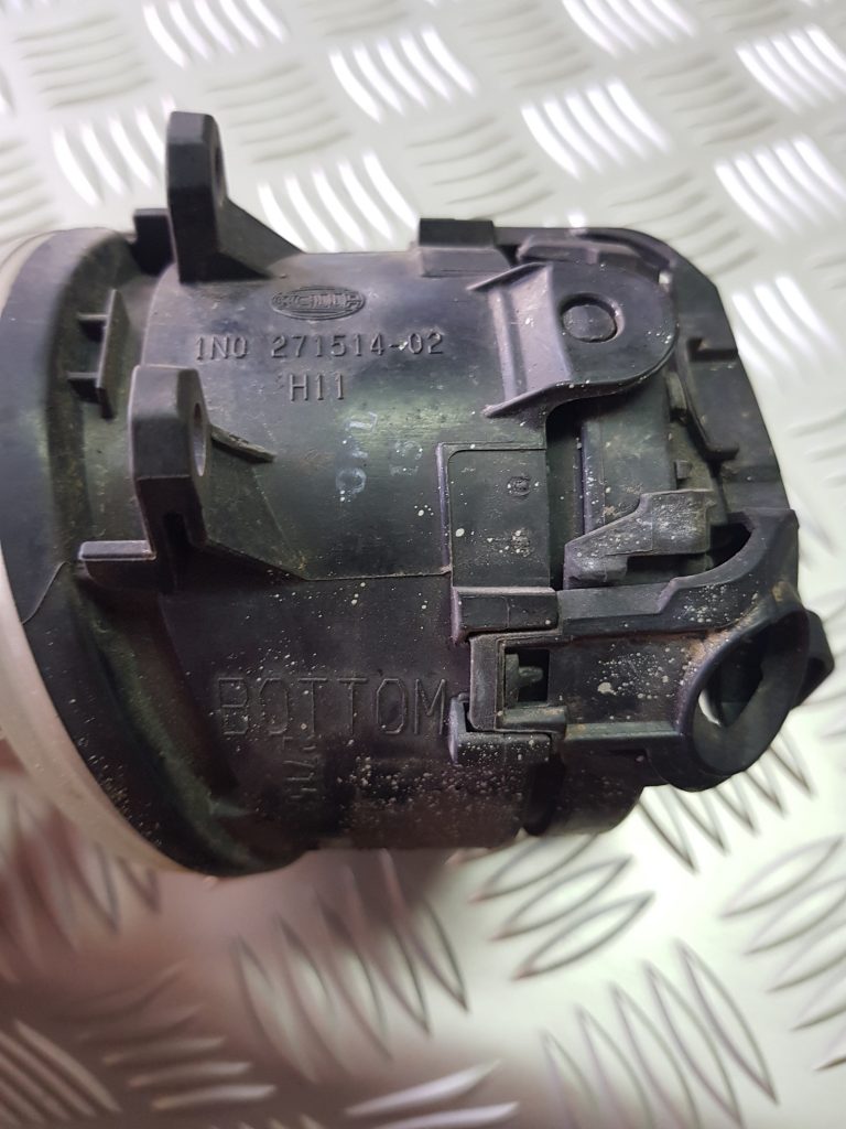 Miglas lukturis priekšā labajā pusē priekš TOYOTA COROLLA VERSO 2008 2 Miglas lukturis priekšā labajā pusē priekš TOYOTA COROLLA VERSO 2008