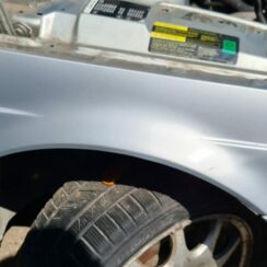 Priekšējais labais spārns priekš SAAB 9-5 1999