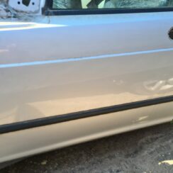 Priekšējās kreisās durvis priekš SAAB 9-5 1999