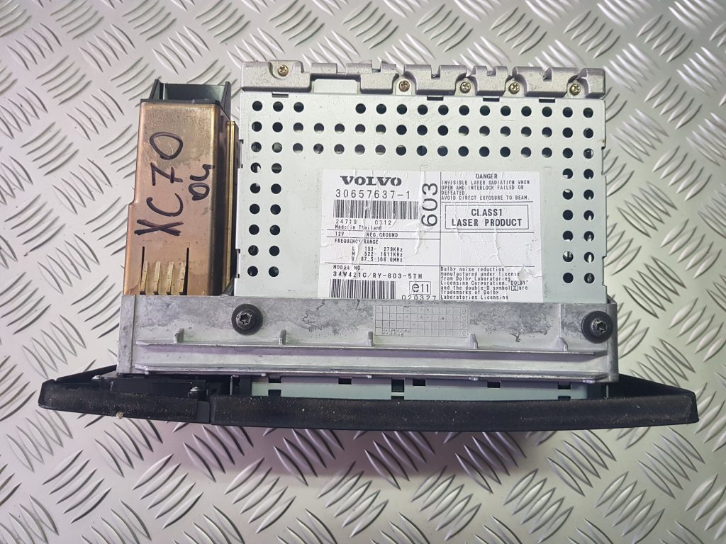 CD/DVD/Navigācijas bloks priekš VOLVO XC70 2004