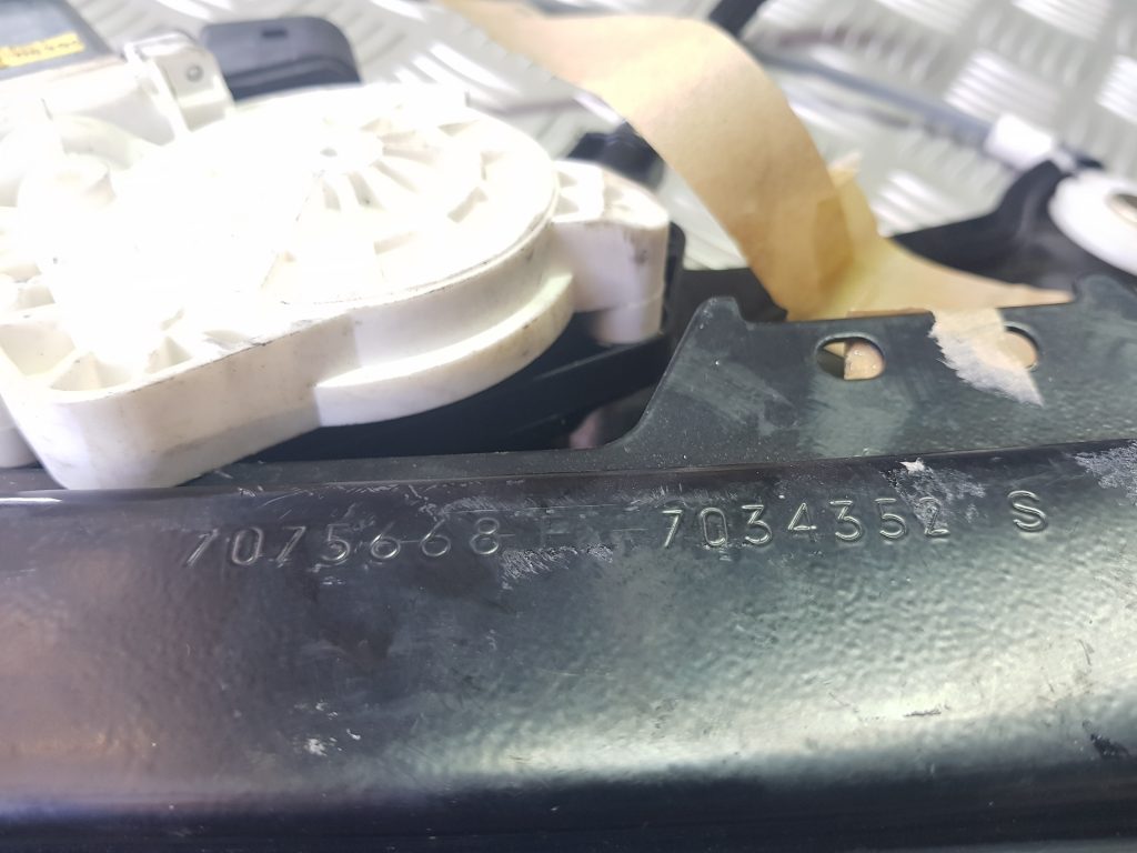 Stikla pacelšanas mehānisms priekšējais labais priekš BMW 530D E61 2006 TOURING TITANSILVER