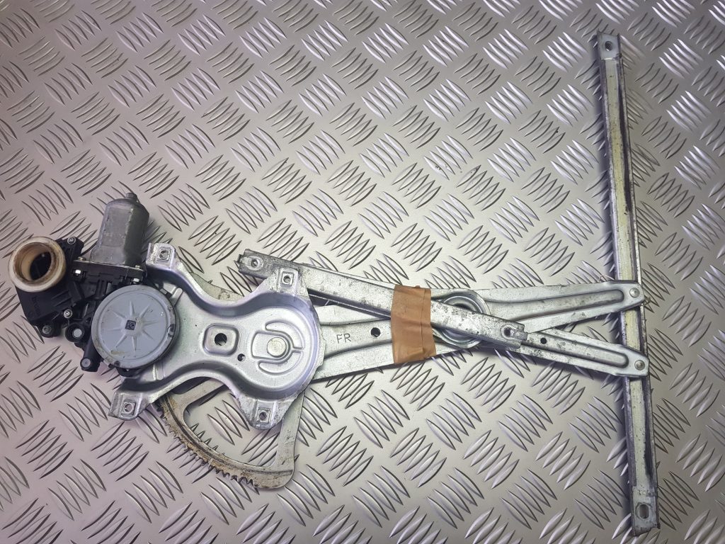 Stikla pacelšanas mehānisms priekšējais kreisais priekš TOYOTA VERSO 2012 1 Stikla pacelšanas mehānisms priekšējais kreisais priekš TOYOTA VERSO 2012