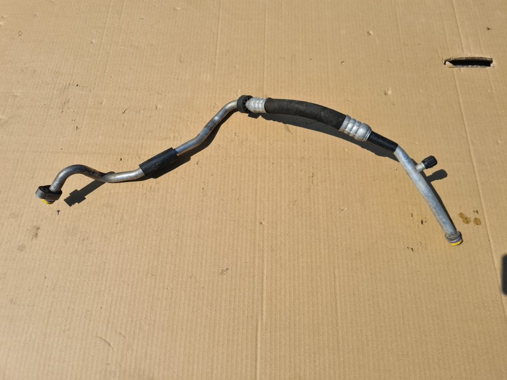 Gaisa kondicioniera caurule priekš AUDI A4 AVANT 2004