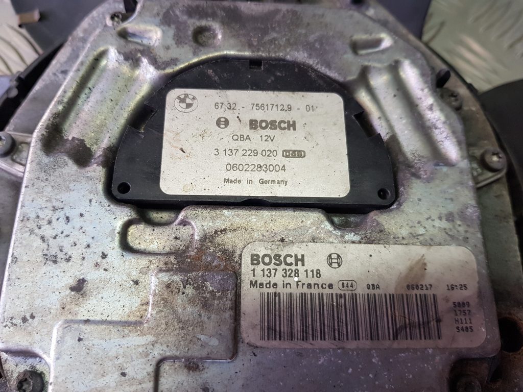 Dzesēšanas radiatora ventilators priekš BMW 530D E61 2006 TOURING TITANSILVER