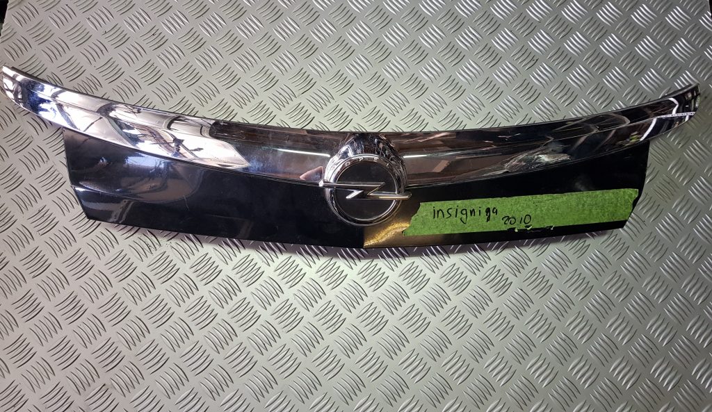 Bagāžnieka vaka uzlika priekš OPEL INSIGNIA SPORTS TOURER 2010 1 Bagāžnieka vaka uzlika priekš OPEL INSIGNIA SPORTS TOURER 2010