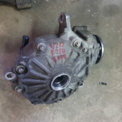 Priekšējais reduktors priekš MERCEDES BENZ E250 W212 2014