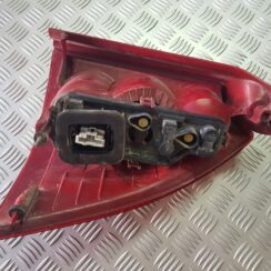 Aizmugurējais kreisais lukturis priekš PEUGEOT 307 2007