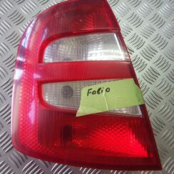 Aizmugurējais kreisais lukturis priekš ŠKODA FABIA 2003