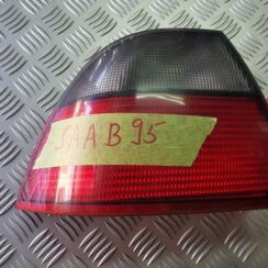 Aizmugurējais kreisais lukturis priekš SAAB 9-5 1999