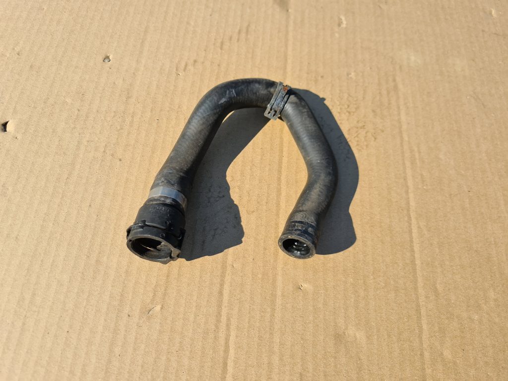 Dzesēšanas caurule priekš BMW 525D E61 2007 TOURING BLACK 1 Dzesēšanas caurule priekš BMW 525D E61 2007 TOURING BLACK