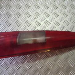 Aizmugurējais labais lukturis priekš VOLVO V70 1997