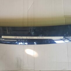 Bagāžnieka vāka spoileris priekš MERCEDES BENZ E250 W212 2014